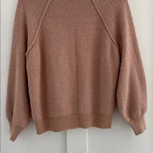 KNOX ROSE Boucle Knit Soft Textured Raglan Sweatshirt Sweater Mauve Pink Size M thumbnail 7