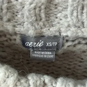 Aerie Oversized Chunky Knit Sweater in Light Gray thumbnail 4