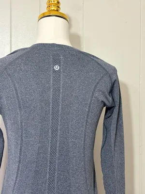 Lululemon Swiftly Tech Long Sleeve Shirt 2.0 Gray Black Trim Size 8 thumbnail 9