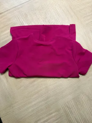 FIGS Scrub Top thumbnail 2