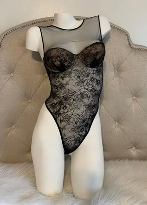 Victoria's Secret Teddy 32B thumbnail 1