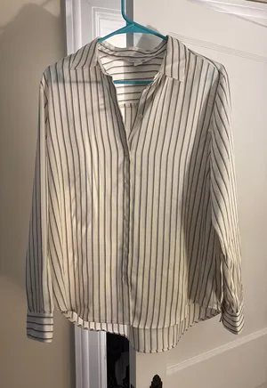 Old Navy Silk Blouse thumbnail 1