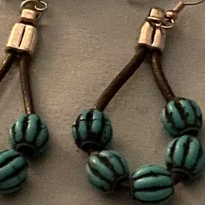 7” Bracelet & 2.25” Dangle Pierced Earrings Set Lot Teal Blue & Black Beads Cord thumbnail 5