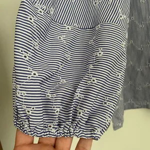 LOFT blue and white striped eyelet blouse Sz Medium thumbnail 6