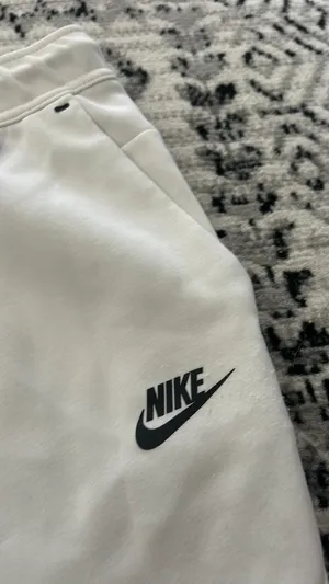 Men’s Nike Sweatpants Tech thumbnail 9