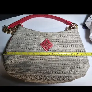 SIMPLY VERA Vera Wang Woven Hobo Bag Red Trim Gold Chain Classic everyday thumbnail 16