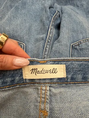 Madewell The Mom Jeans in Foster Wash High Rise Slightly Distressed Size 26 thumbnail 7