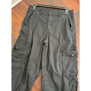 American Eagle Outfitters Black Cargo Pants with Button Flap Back Pockets Size 6 thumbnail 8