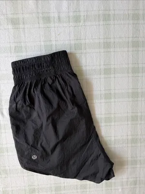 Lululemon Women’s Black Active Running Shorts thumbnail 5
