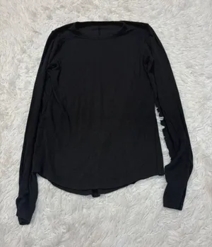 Lululemon Black Long Sleeve Women's Top thumbnail 1