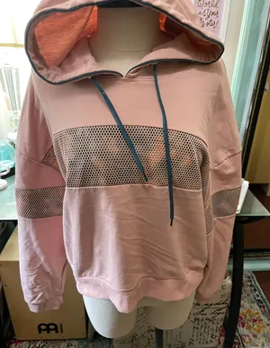 Work out pull over thumbnail 1