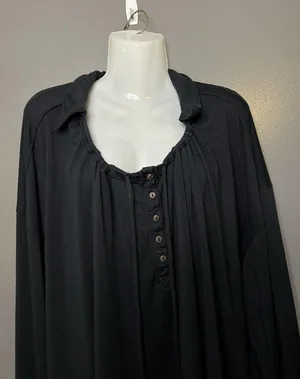 We The Free Blouse Womens Medium Black Henley Button Long Sleeve Jersey Top Boho thumbnail 1