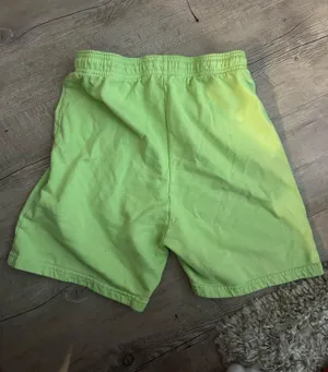 Urban Outfitters Green shorts thumbnail 2