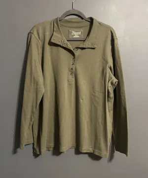 Natural reflections dark forest green long sleeve collared top size 1X thumbnail 1