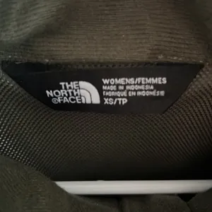 The North Face Lightweight Parka thumbnail 4