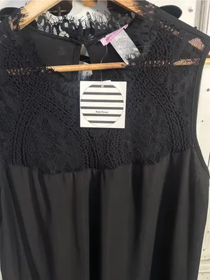Pink Peony Black Lace Sleeveless Blouse Top Size Large L Keyhole Back NWT thumbnail 3