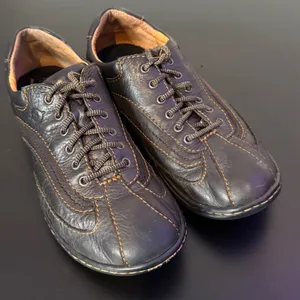 Born Leather Sneakers Womens 7.5 Black W31035 Contrast Stitch Low Top Lace Up thumbnail 6