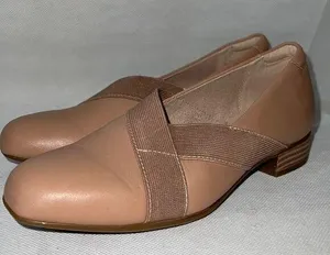 Sz 11 New Clarks Collection Juliet Dahlia Slip-On Loafer Taupe Solid pink blush thumbnail 1