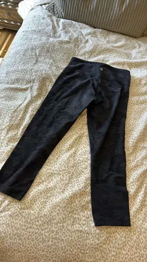 Camo Lululemon Leggings  thumbnail 3