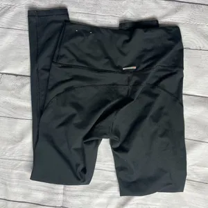 Aerie Cropped Black Leggings thumbnail 6