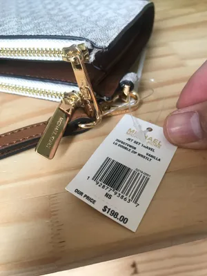 Michael Kors Wallet thumbnail 5