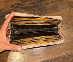 Steve Madden Wallet thumbnail 2