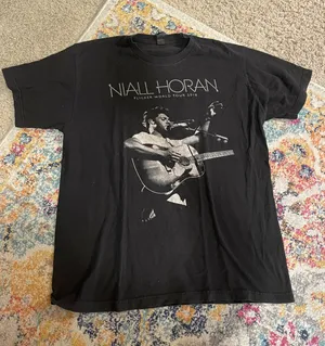 Niall Horan Tour Tshirt Black Size L thumbnail 1