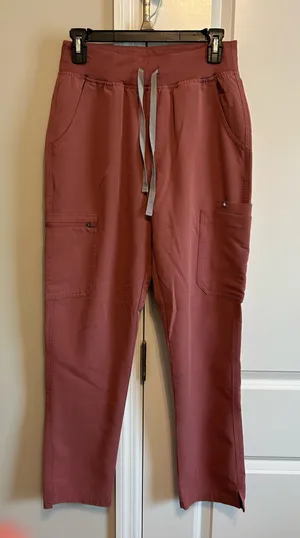 FIGS Scrub Pants thumbnail 1