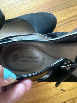 Giani Bernini Black Mary Jane Heels with Patent Strap thumbnail 10