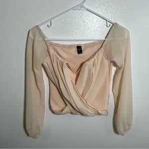 Windsor Women's‎ Size Small Faux Wrap Off Shoulder Top Beige Cream Long Sleeve thumbnail 2