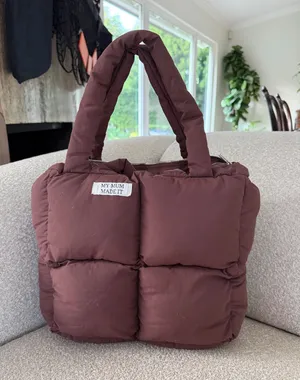 RARE My Mum Made It Pillow Tote Puffer Bag Burgundy Brown Quilted Puffy Tote Sold Out Scandi Style thumbnail 1