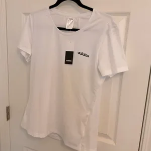 NWT Adidas Women’s Mesh-Back Performance Tee – White thumbnail 3