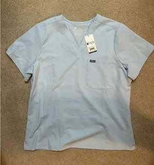 FIGS Scrub Top NWT thumbnail 1