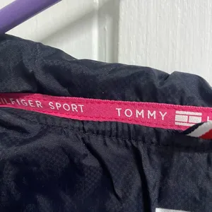 Tommy Hilfiger sport vest thumbnail 5