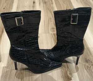 Unlisted Kenneth Cole Black Croc Heeled Boots Women’s 8 thumbnail 1