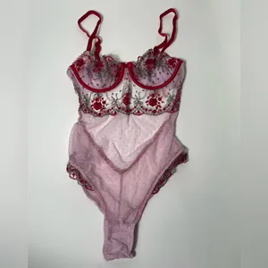 Victoria's Secret Very Sexy Push Up Rosebud Wicked Lingerie Teddy One Piece thumbnail 4