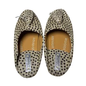 Clanni Calf Hair Polka Dot Mules Tassel Pointed Toe Tan Black Shoes Size 7.5 thumbnail 5