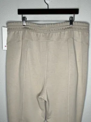 NEW Lululemon Softstreme High Rise Pant Regular in Mojave Tan thumbnail 6
