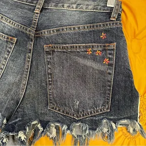 Free People Denim Butterfly Shorts Size 26‎ thumbnail 12