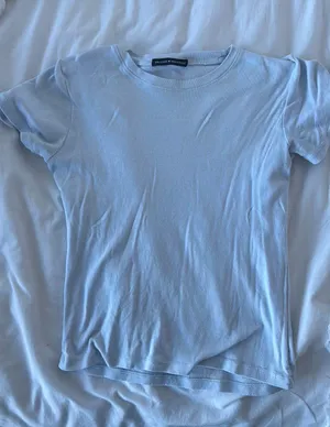 Brandy Melville T-shirt thumbnail 1