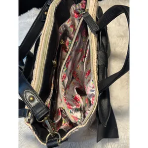 Betsey Johnson Cream Quilted Rose Satchel Black Bow Pearl Stud Handbag thumbnail 7