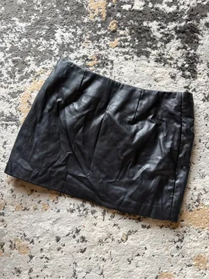 Zara Black Faux Leather Wrap Mini Skirt with Double Buckles thumbnail 2