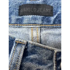 Uniqlo Women's Blue High Waisted Medium Wash Wide Straight Denim Jeans Size 22 thumbnail 4