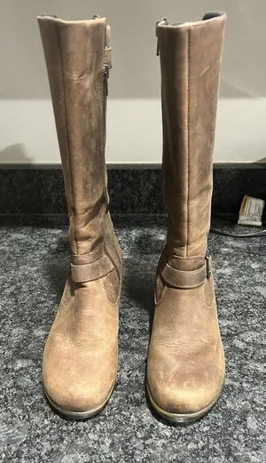 Keen Women Of Scots Brown Leather Wedge Heel Tall Boots Size US 7 Nature Gorp thumbnail 1