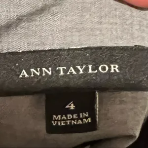 NEW 𝅺Ann Taylor A-Line skirt gray size 4 thumbnail 10
