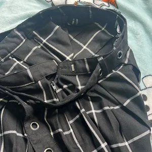 HOT TOPIC Plaid SKIRT thumbnail 6