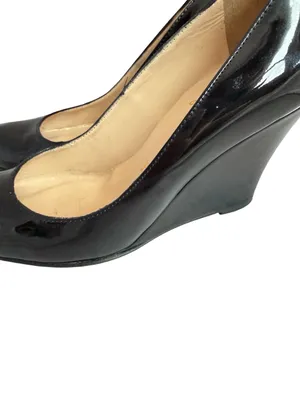 Christian Louboutin Black Patent Leather Round Toe Wedge Pumps Size 6 Women's thumbnail 8