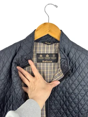 Barbour Navy Quilted Gilet Vest Size 14 Flyweight Diamond Quilt Tailored Class thumbnail 16