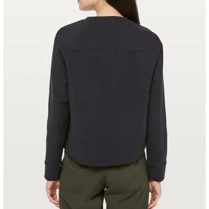 Lululemon On Track Crew Sweatshirt Size 8 Black Pullover Athleisure Sporty thumbnail 2