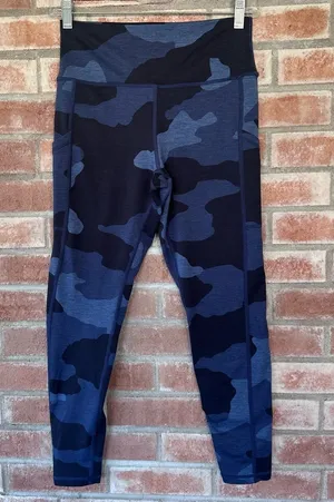 Offline Aerie Camo The Hugger Leggings Women’s Large Blue Camouflage Athletic thumbnail 1